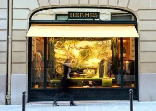 62-Luxury Flat Champs Elysees (1g)