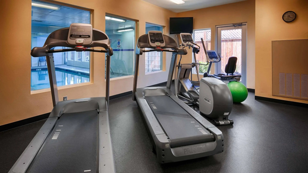 Executive Residency by Best Western Navigator Inn & Suites