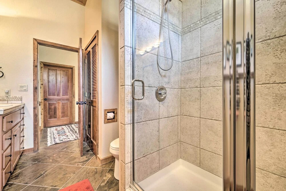 Shuttle to Ski Resort: Northstar Home