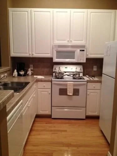 2400 Mccue By Sterling Suites