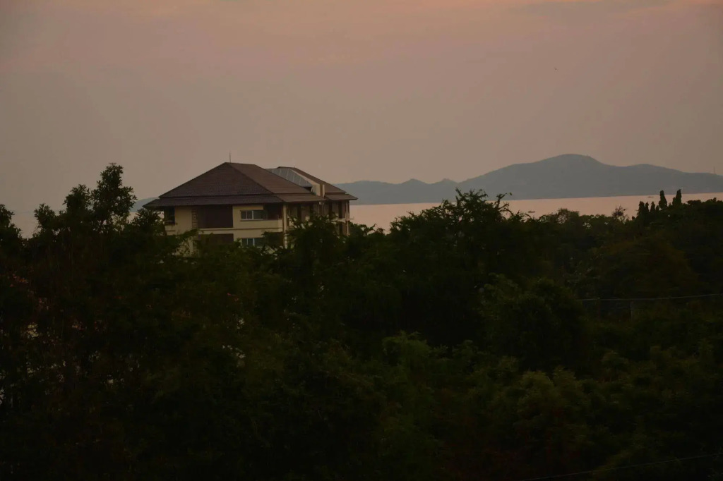 Jomthein Hill Resort Pattaya