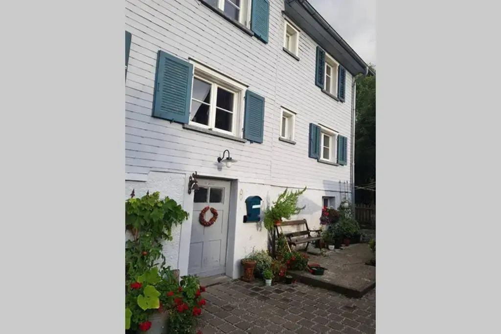 Ferienwohnung am Hatler Brunnen