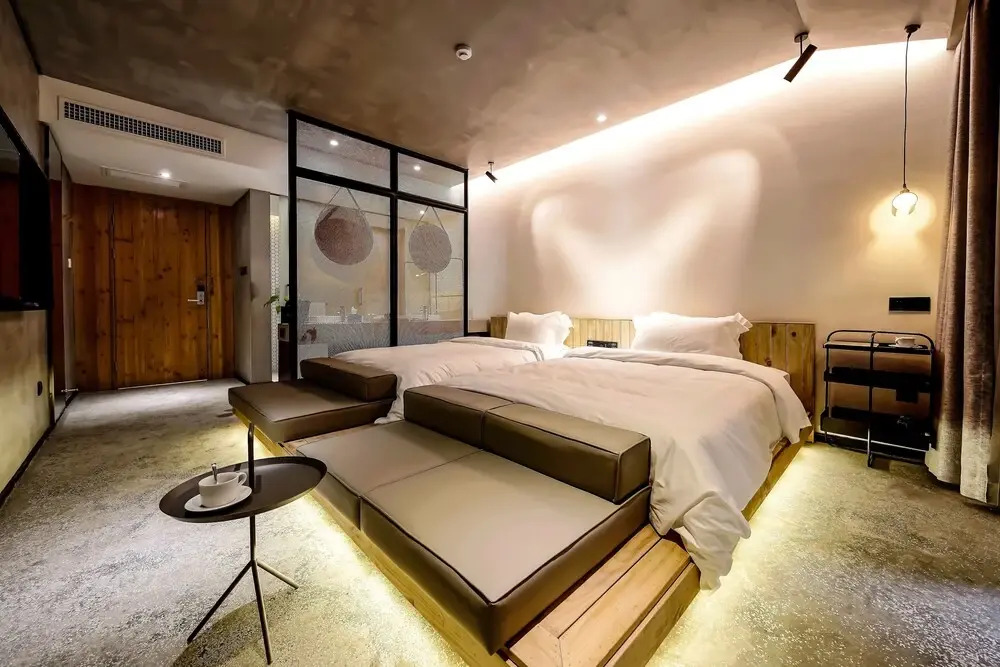 Zhangjiajie Yu Realm Hotel - Ancient Charm - Modern Luxury - Your Perfect Journey - A single pick-up or drop-off