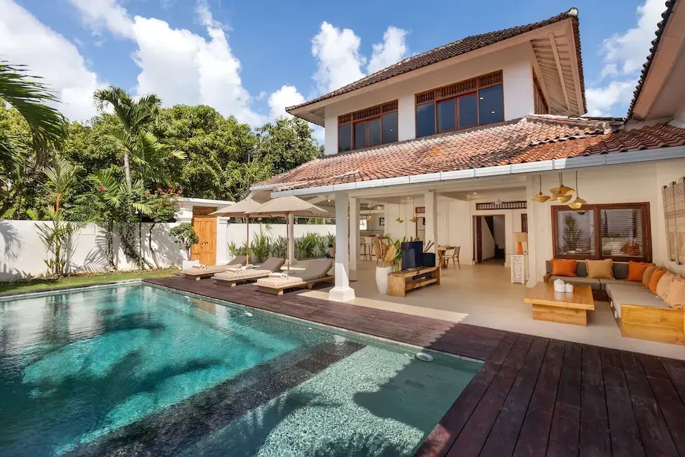 Villa Lisabella by Villa Finder