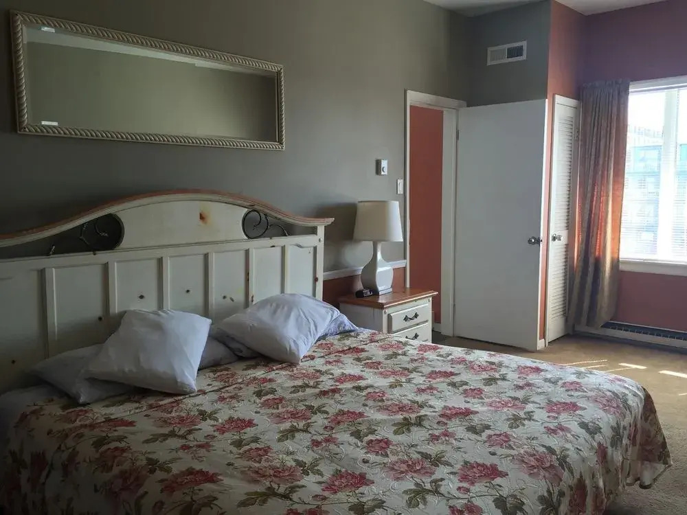 Paradise Inn