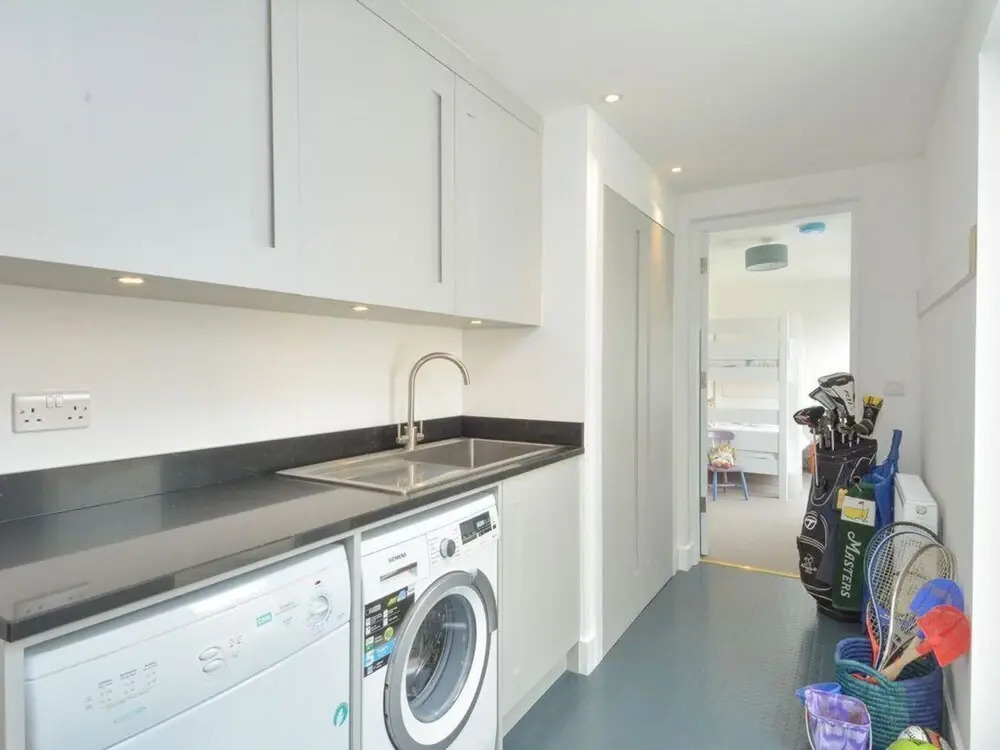 Sandy Bay Cottage