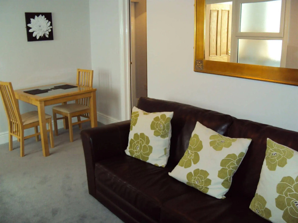 Jeffersons Hotel & Serviced Apartments