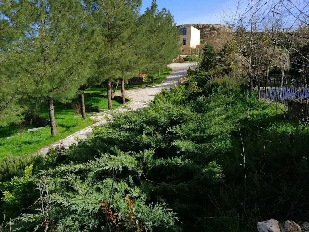 Mariat Hotel