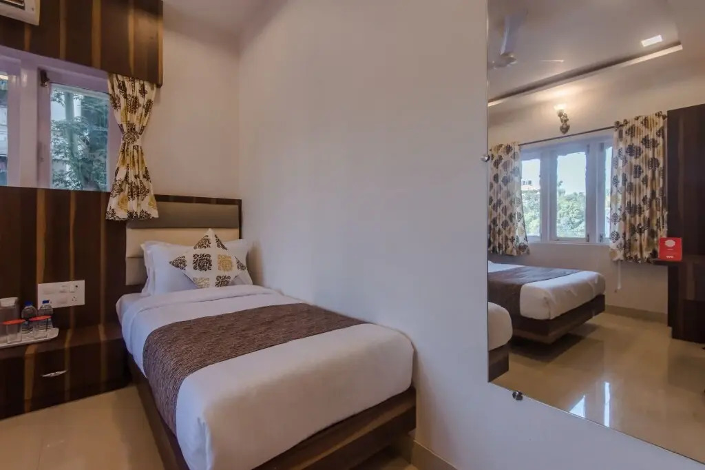 Hotel Golden Palms
