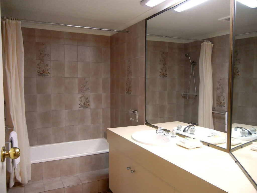 Noosa Boutique Apartments & Elkhorn Villas