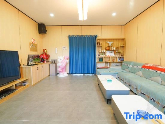 Xiaobali Natural Homestay (Qinglianggu Scenic Area Branch)