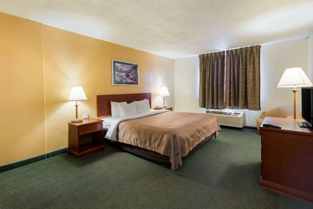 Quality Inn Bradley- Bourbonnais