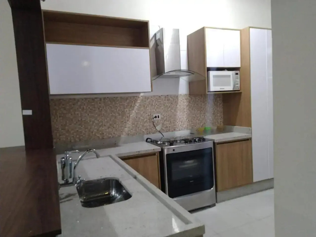 Casa pé na areia - 50 mts do mar