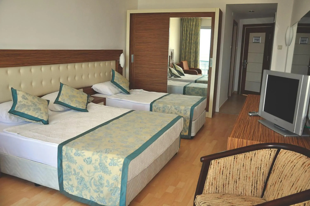 Blue Diamond Alya Hotel