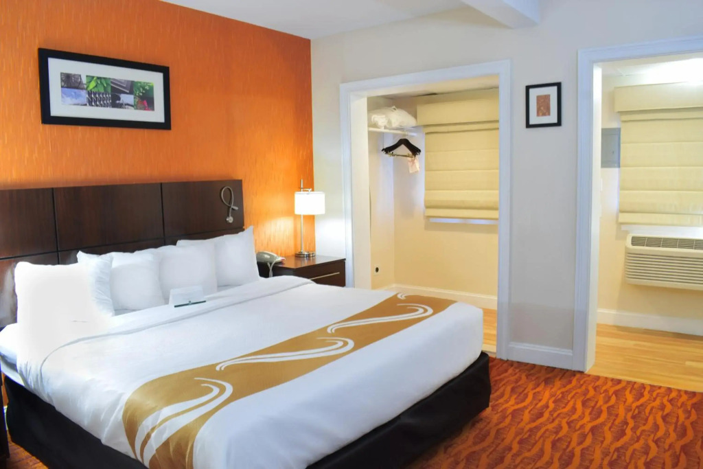 Quality Inn & Suites Middletown - Newport
