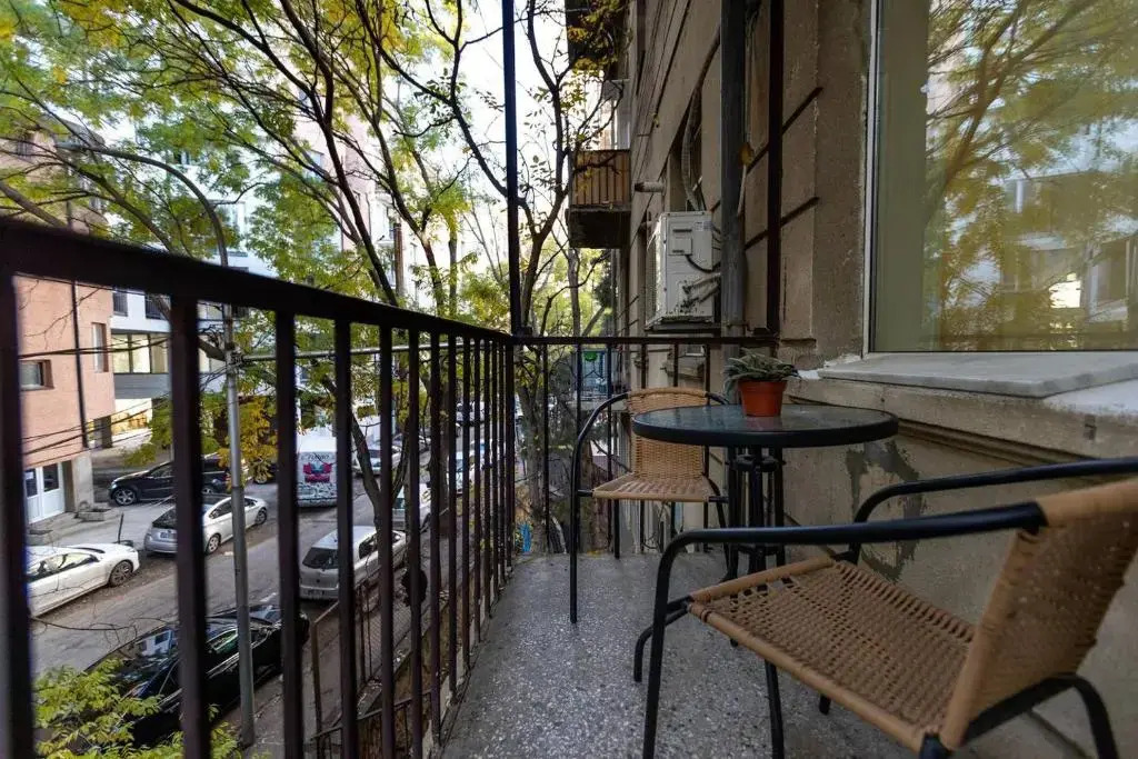Wehost Apartment in a prestigious area