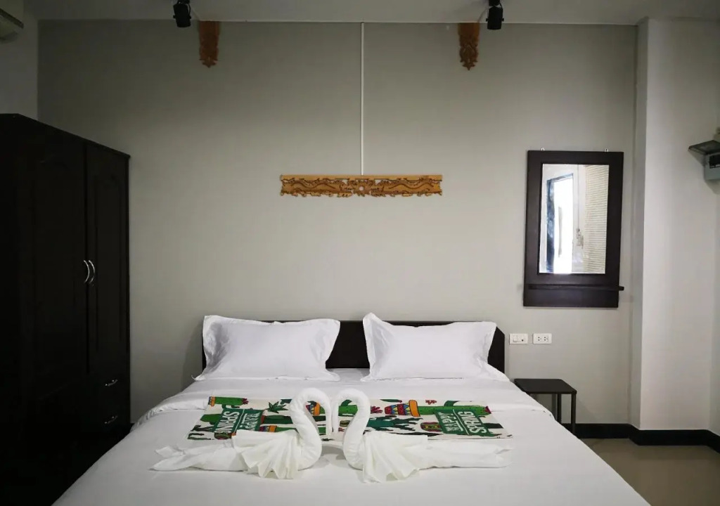 RQ Phuket Patong Beach by Collection O