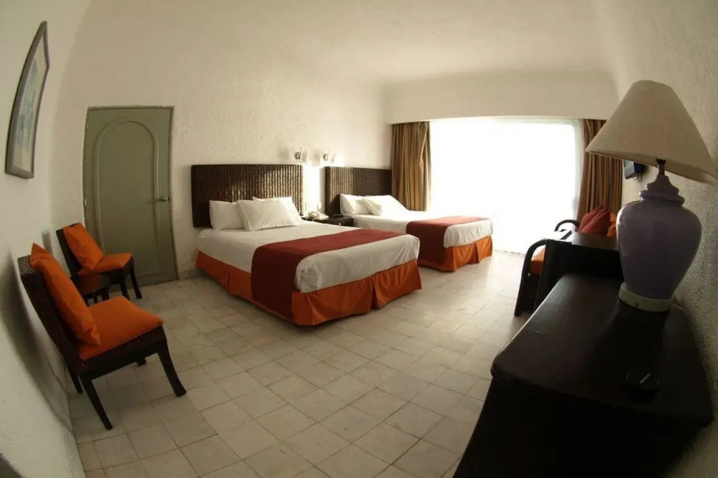 Sierra Mar All Inclusive at Tesoro