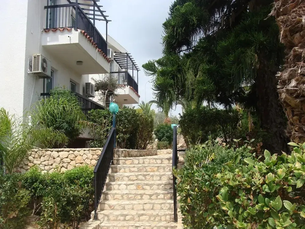 Aphelandra Hotel Apartments