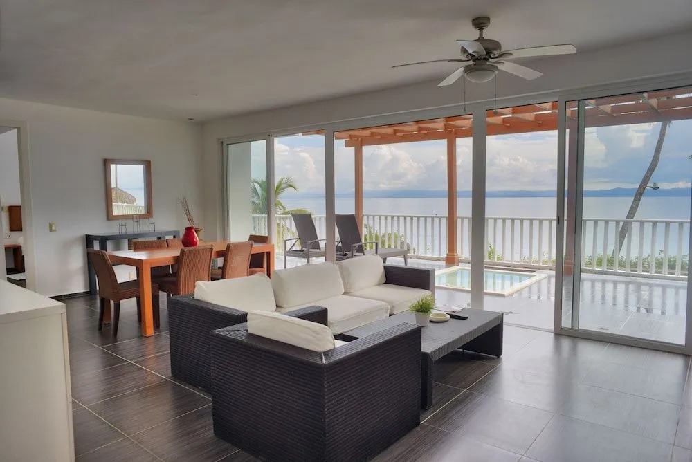 Blue Bay Vacation Rentals At Vista Mare