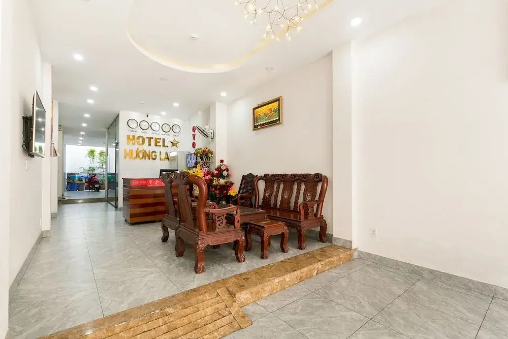 OYO 866 Huong Lan 2