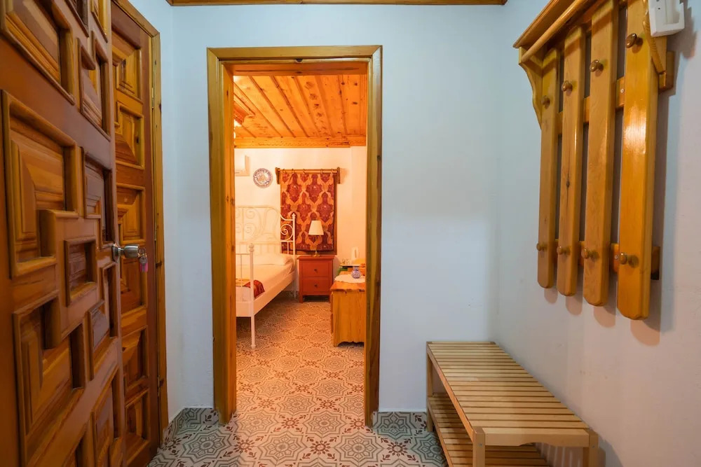 Liya Boutique Hotel & Suites