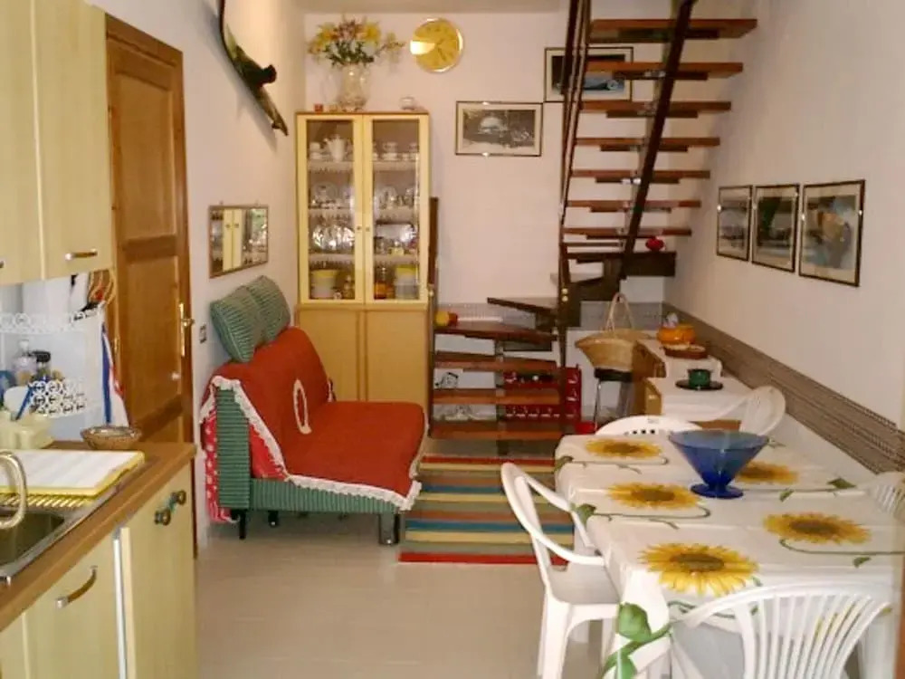 Apartment With 2 Bedrooms In Villasimius With Balcony