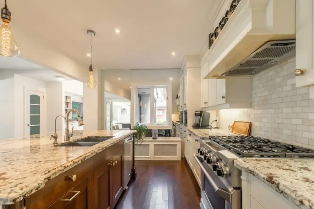 Designer Luxury 5 Bedroom Family Home