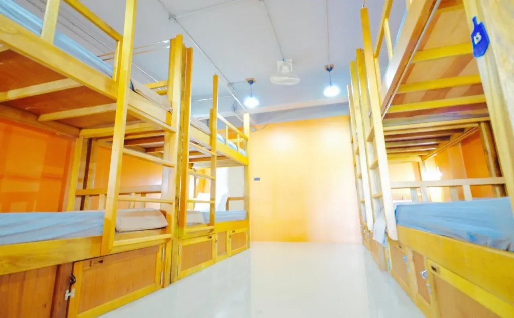 NOMAD Hostel Krabi