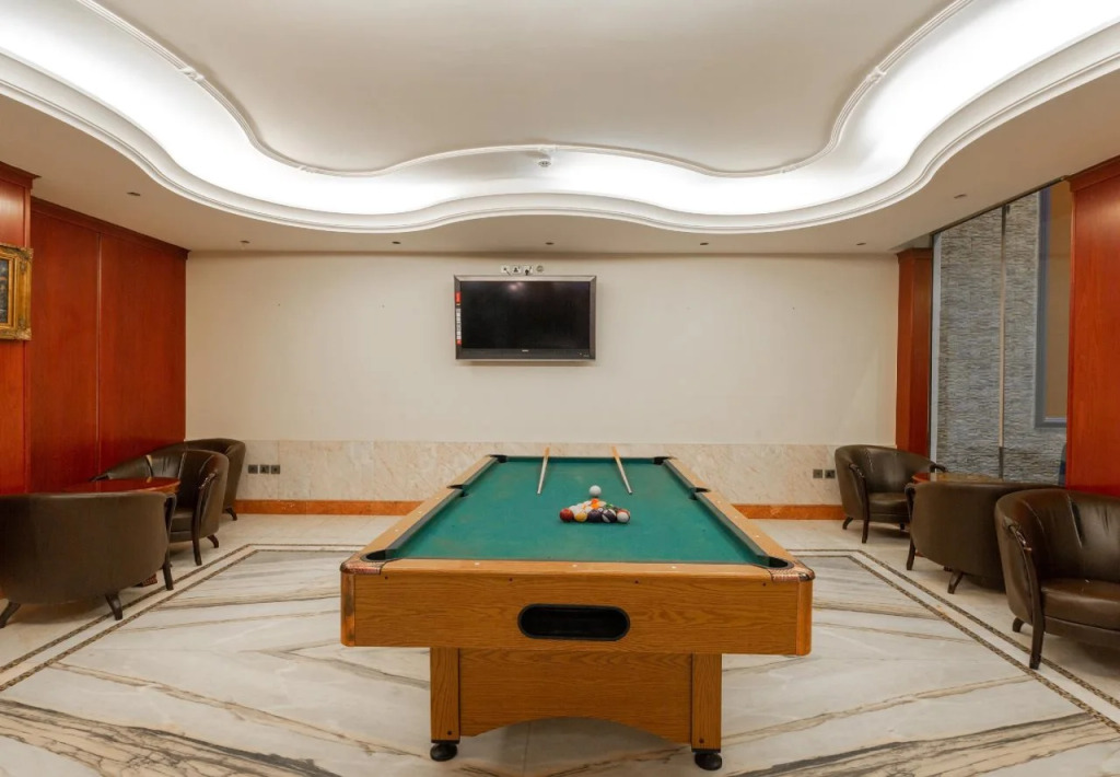 OYO 148 Shathi Almas Hotel Suites