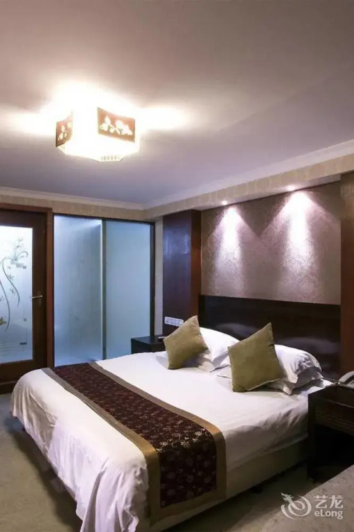 Hway Hotel