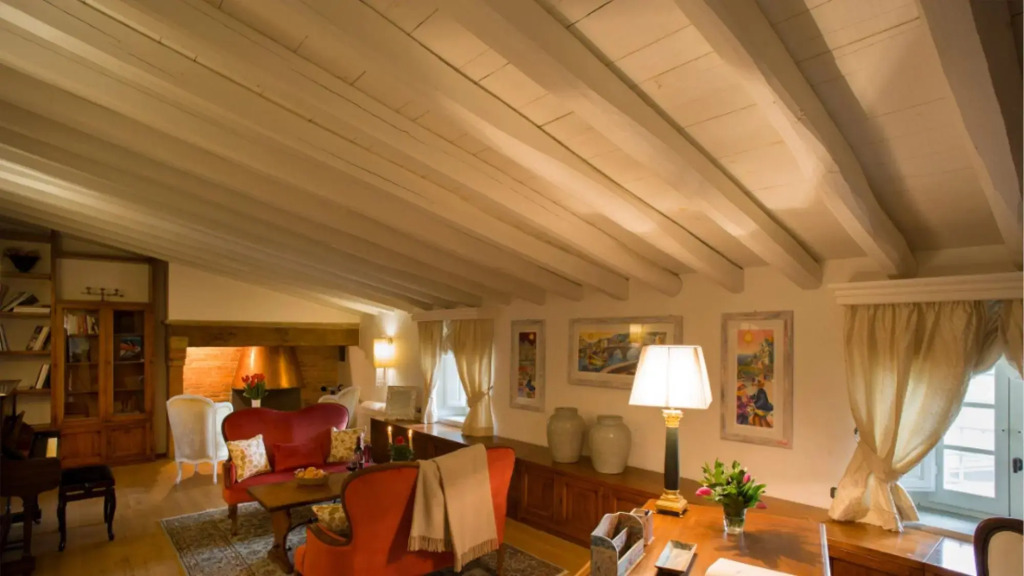 Independent Luxury Villa With Pool and Jacuzzi in the Chianti Region-podere Degli DEI