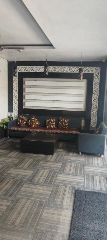 Hotel Rishabh
