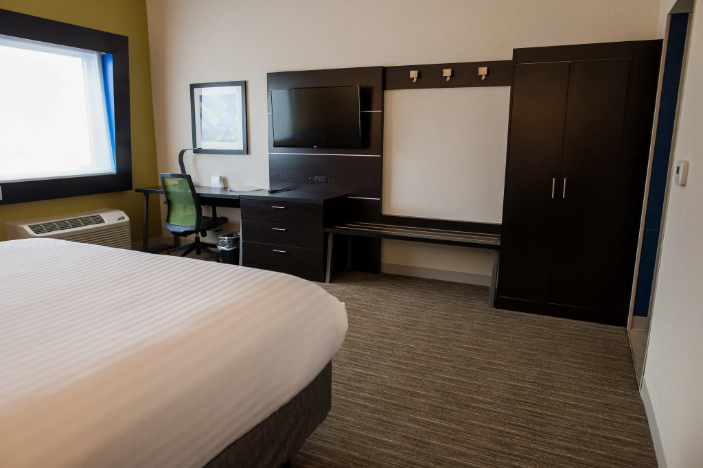 Holiday Inn Express & Suites Marietta