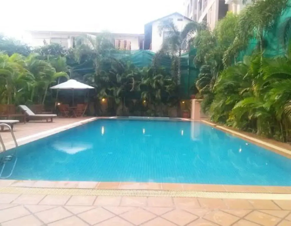 Le Grande Apartment