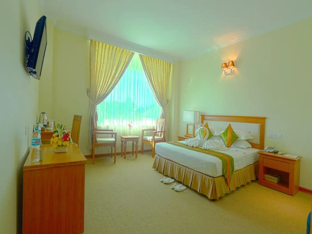 Apex Hotel