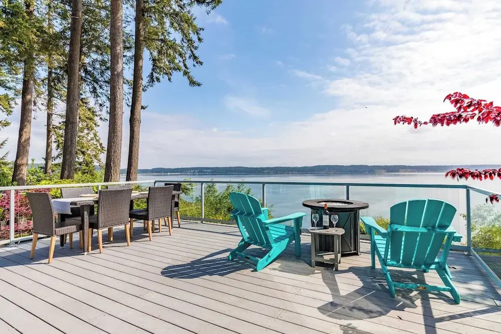 Whidbey Island Waterfront Home With Hot Tub & Sunset Views Saratoga Vista by Avantstay