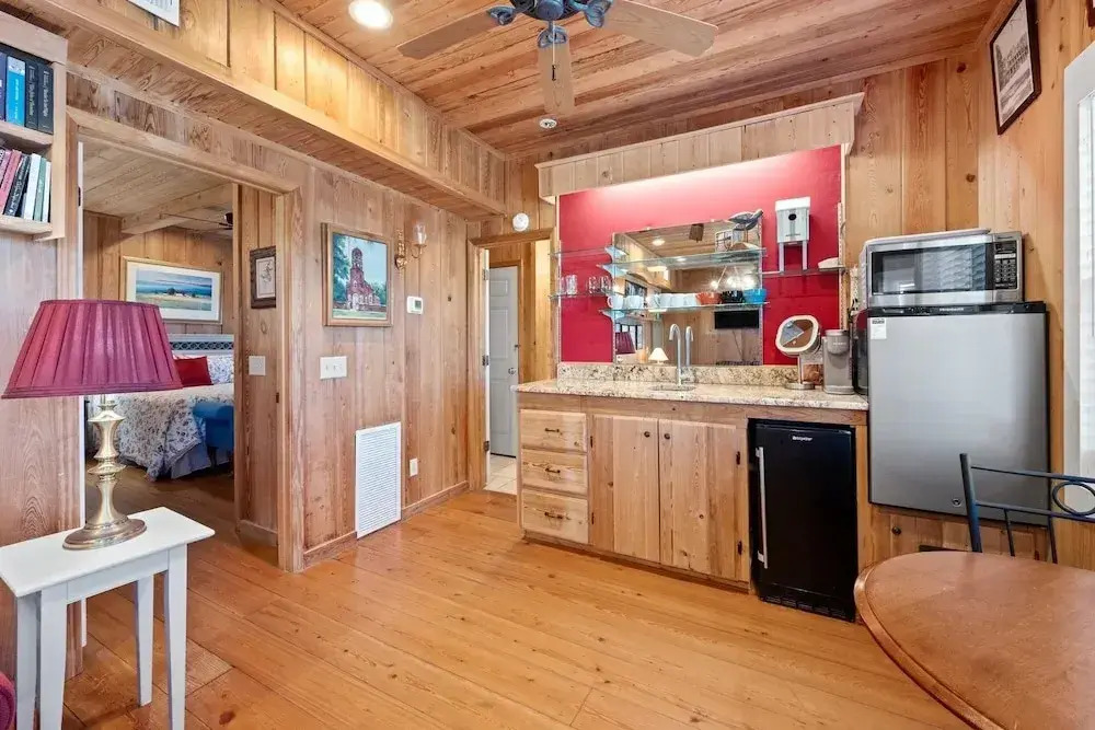 Laughin Place I 1 Bedroom Home by Peace Vacations