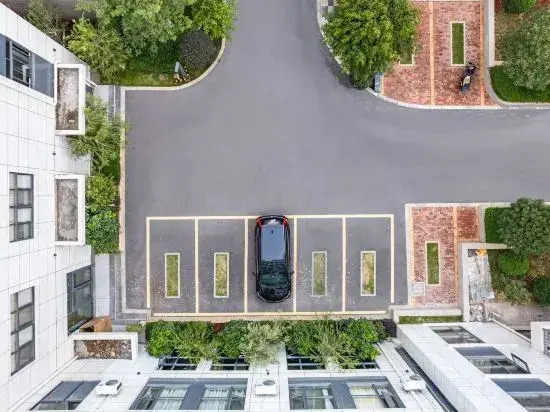 Borun Hotel (Jianshui Zitao Street Lin 'an Town Government Branch)