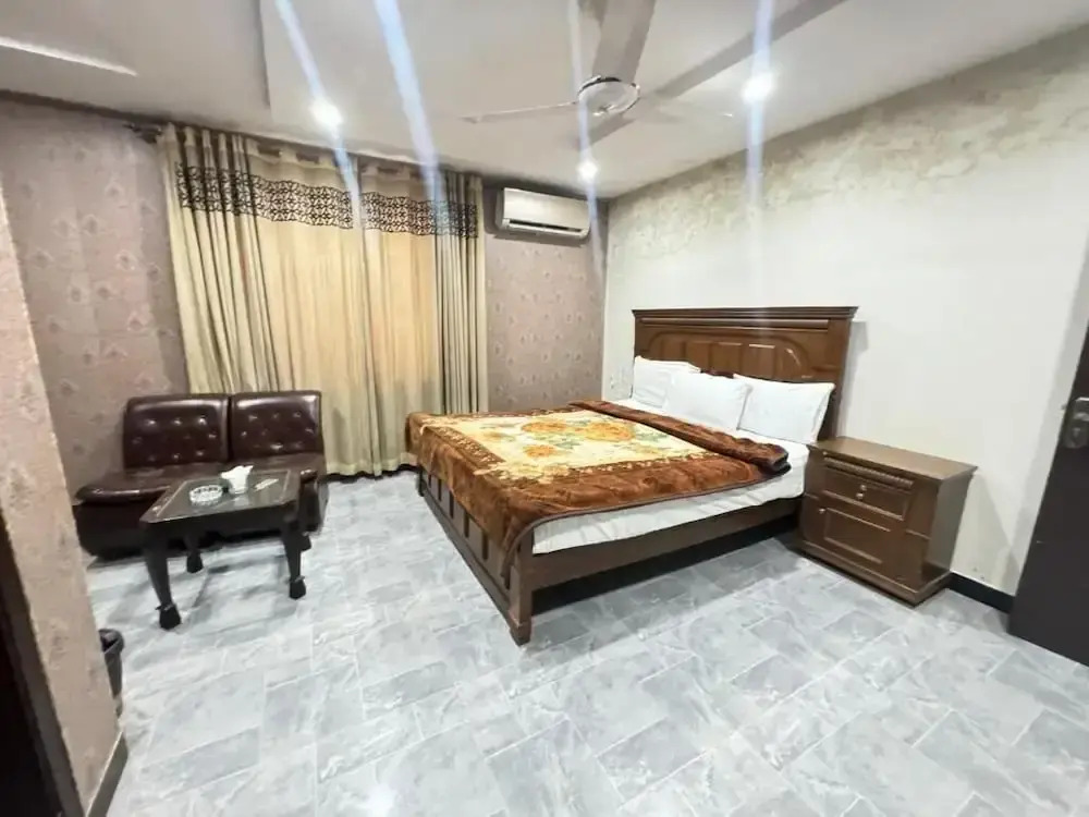 Millat Hotel G9-4