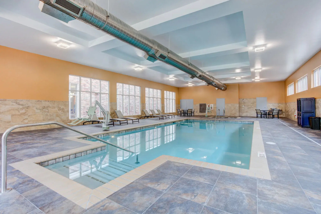 Holiday Inn & Suites Lafayette North by IHG