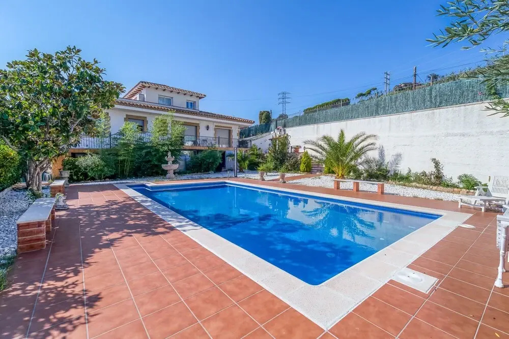 Apartament Castell i Mar