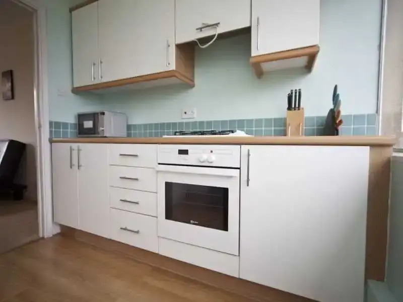 Chic Zone 2 London Apartment