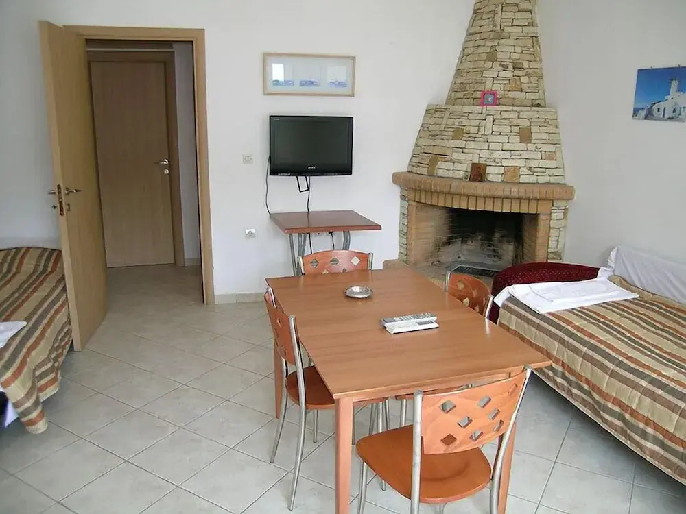 Kamares Apartments ΕΕ