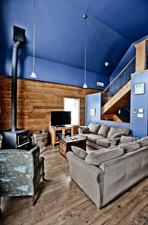 Le Domaine Adstock