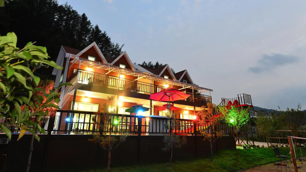 Gapyeong Jangmi Pension, All rooms Duplex