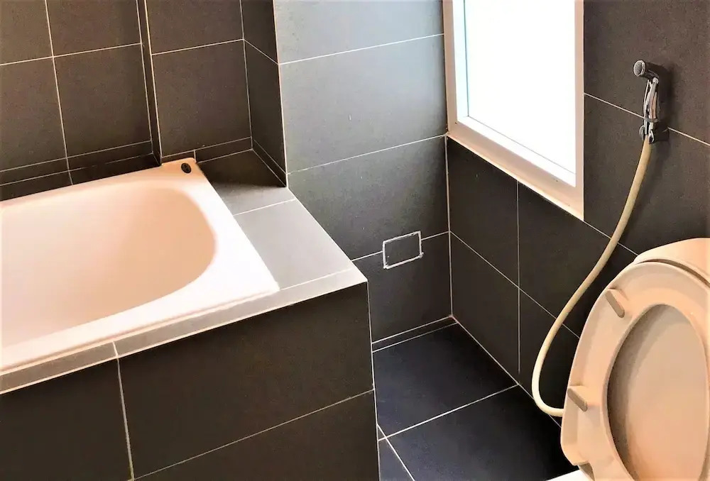 M-H Apartment Hotel