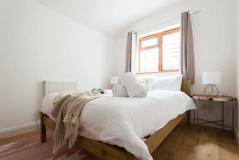 The Hive House - Large Light-flooded 6bdr Townhouse - Sleeps 13