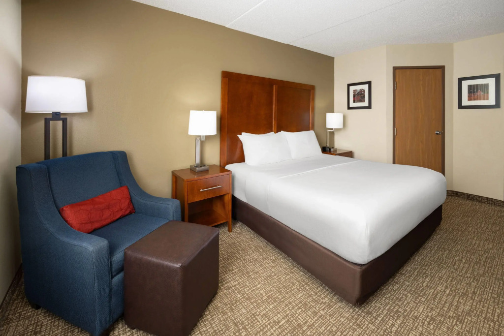 Wingate by Wyndham Pittsburgh New Stanton