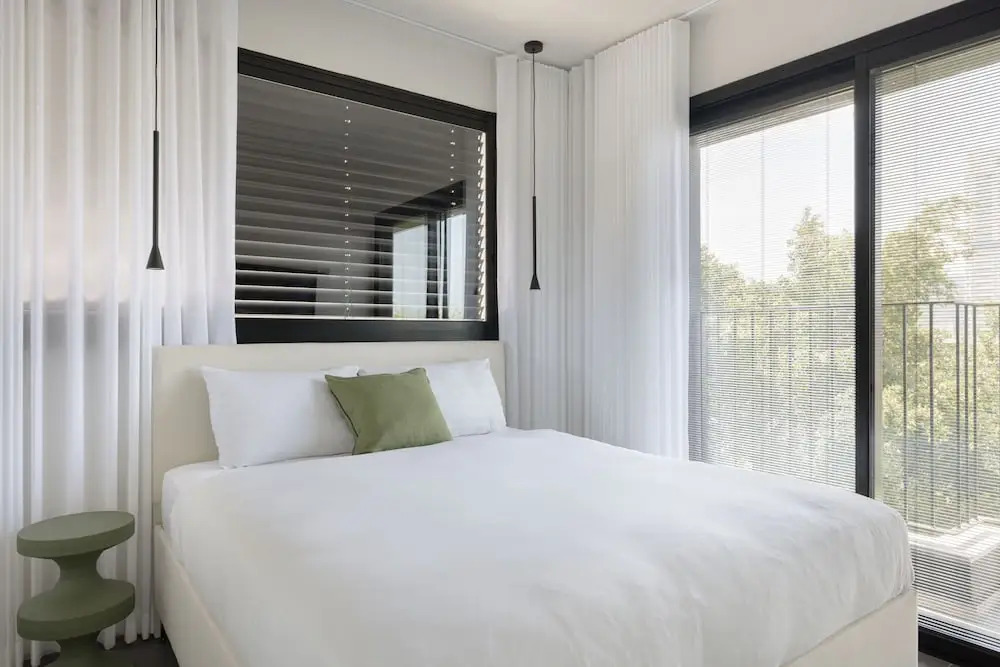 Skyline Serenity by tlv2rent